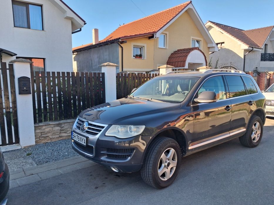 Vând Touareg 2007...2.5 Tdi