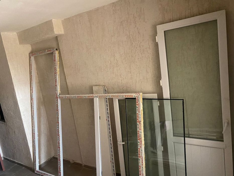 Продам пластиковое окно