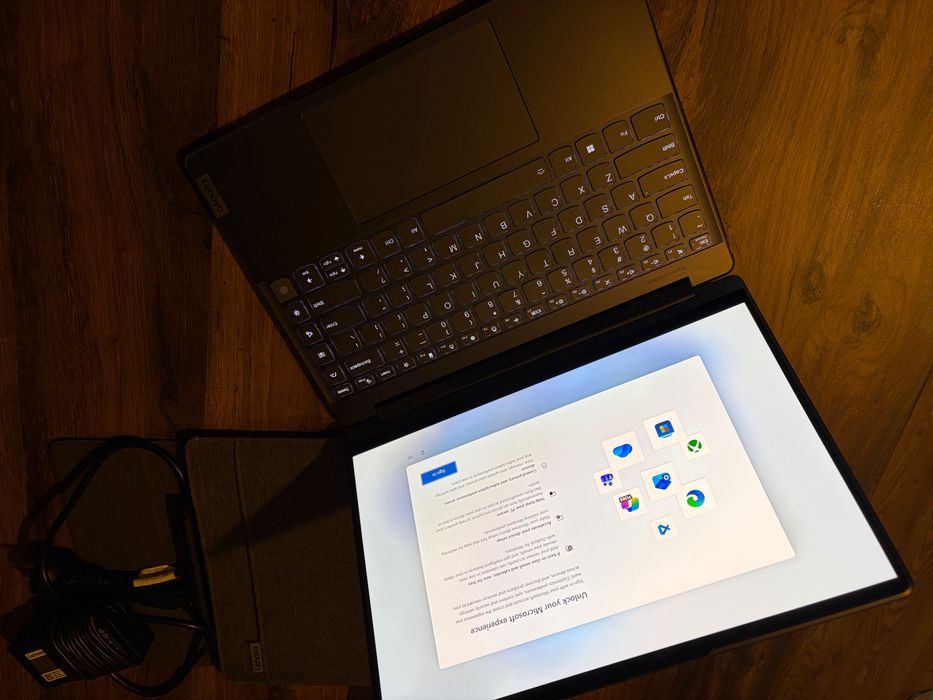 Laptop Lenovo Yoga 9 14IRP8 i7 OLED Touchscreen 16GB 1TB SSD 14''