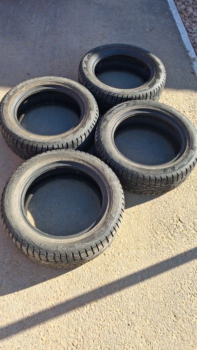Автошины 205/55 R16 шипованные