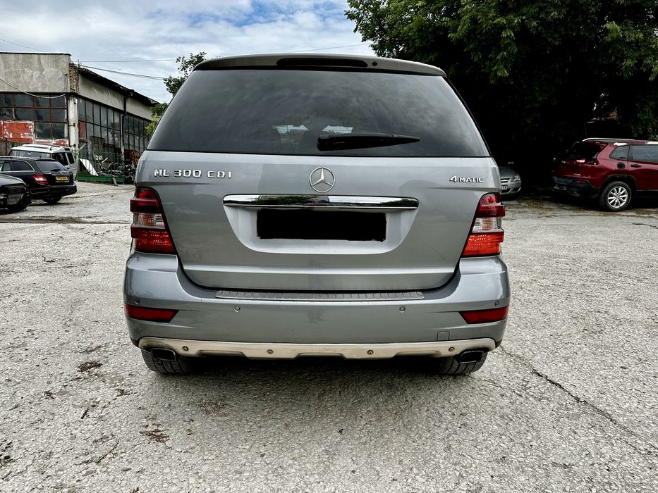 Mercedes ML300CDI Facelift 2010г Мерцедес МЛ300ЦДИ Фейслифт 190кс