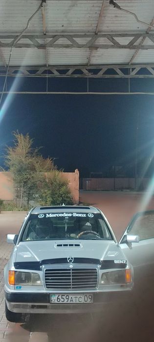 Mercedes-benz 124