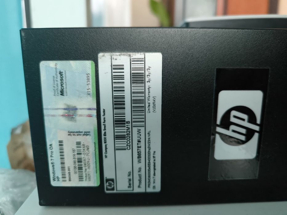 Денежный ящик и компьютер в комплекте