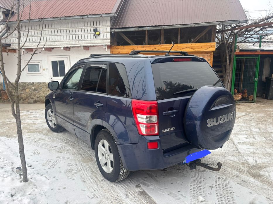 Vând Susuki Grand Vitara 2009 2.0 benzina