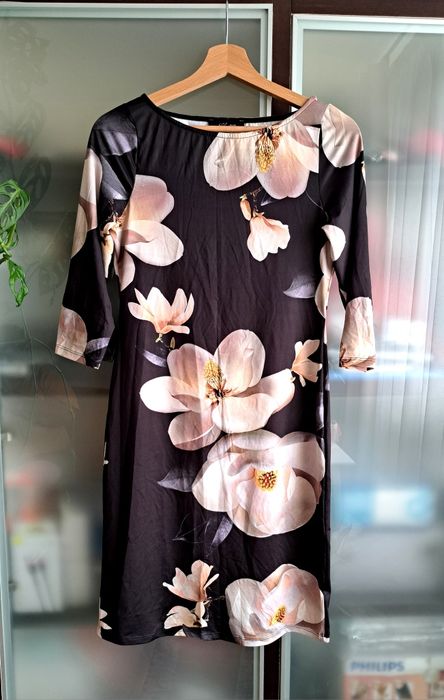 Rochie noua cu eticheta