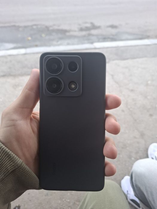 Продам Redmi Note 13