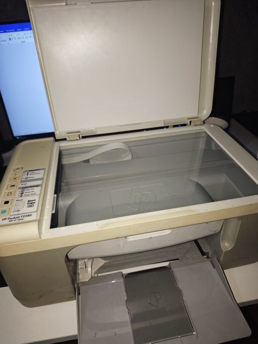 МФУ HP Deskjet F2280