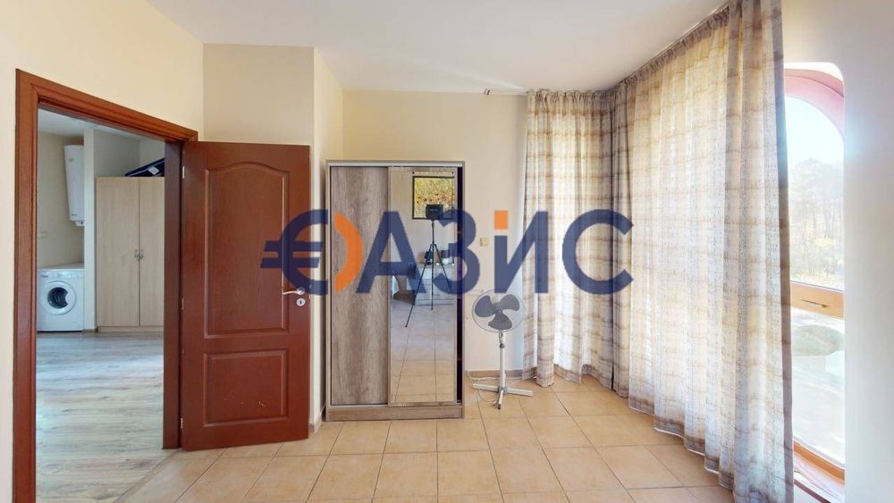 Продава се Тристаен апартамент в к.к. Слънчев бряг - 99 кв.м за 960 €/кв.м - Снимка #8