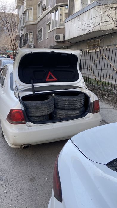 Шина резина 225/45/18