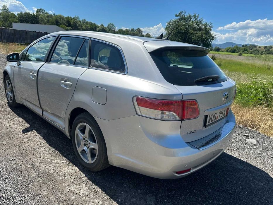 Toyota Avensis  1.8 147 к.с. / АВТОМАТ / ШВЕЙЦАРИЯ