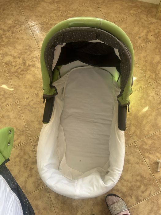 Продавам 3 в1 количка на достъпна цена