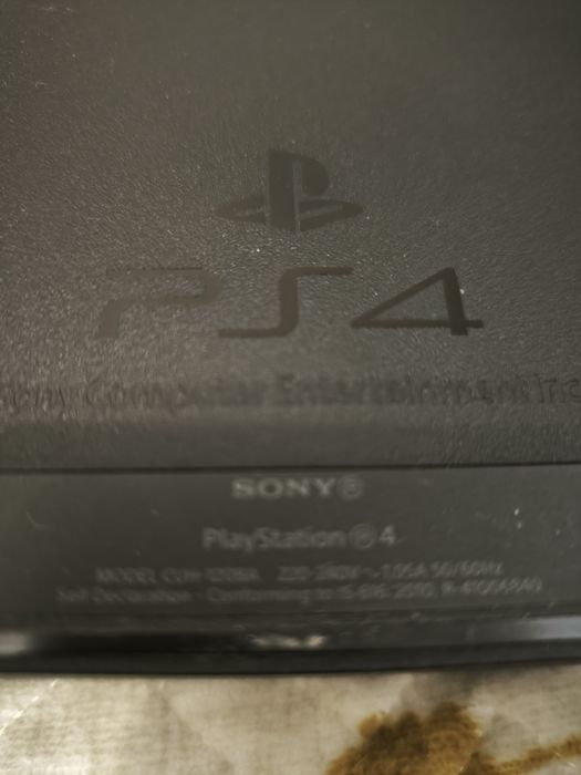 Sony PlayStation 4