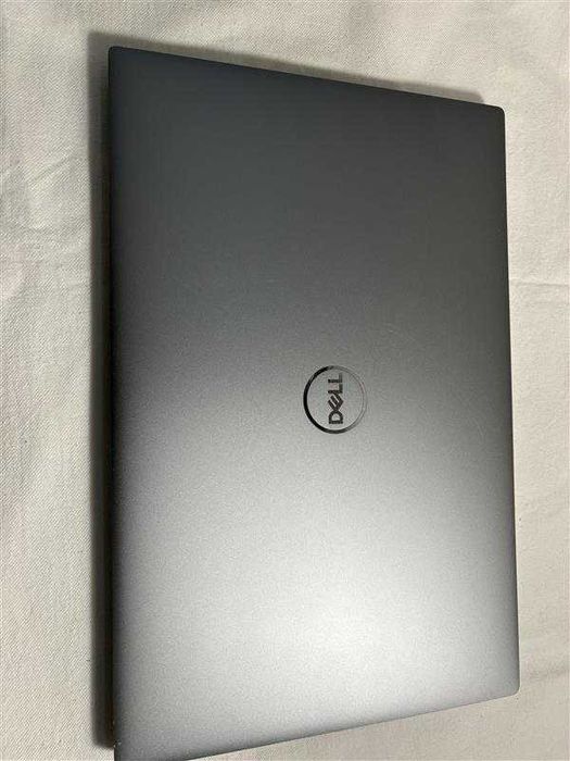 Dell Precision 5570 15,6"IPS 500nit i7 12800H Nvidia A2000 8Gb, 16/512