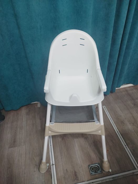 Продаю детский стул