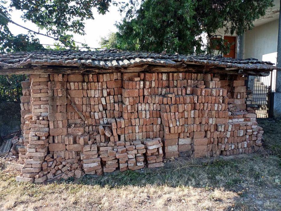 Стари тухли единични плътни, изчистени, не се ронят