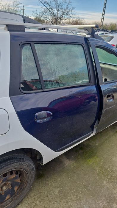 Usa Logan MCV albastru 2013 2020