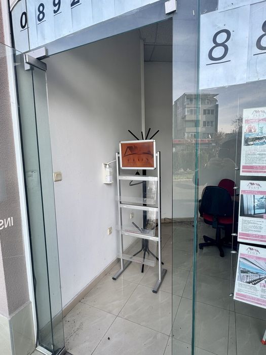 Дава се под наем Офис в к.к. Слънчев бряг - 45 кв.м за 7979.46 € - Снимка #2