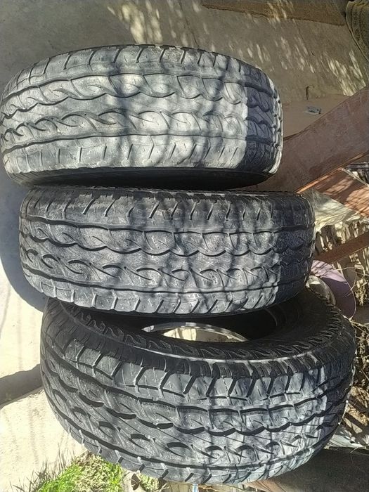 Продам 285/70/17 пару летних шин.