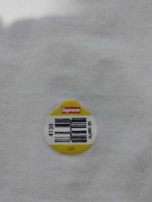 Vând tricou SUPREME