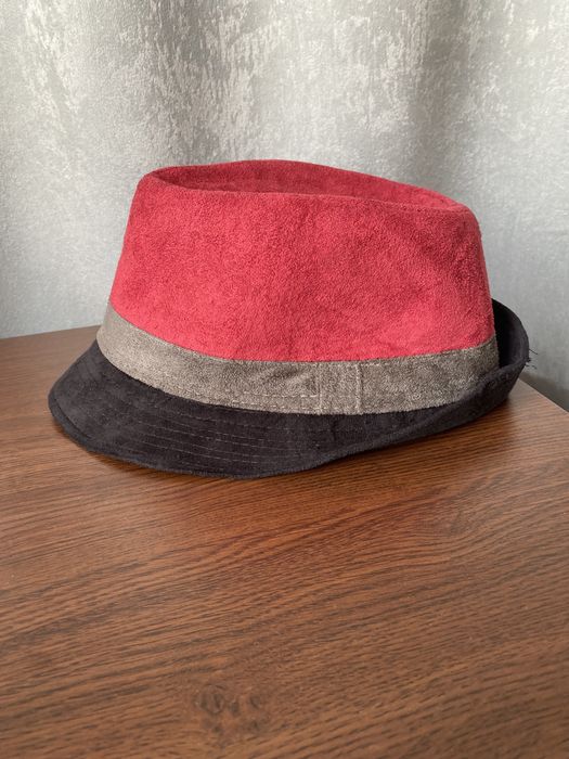 Дамска шапка