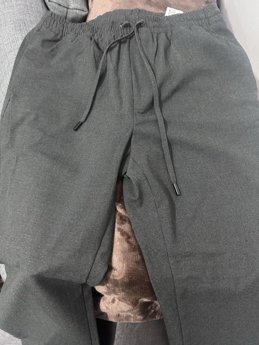 Vand pantaloni+ camasa barbati Zara