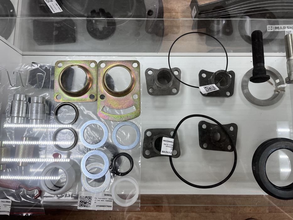 Запасные части на прицепы и полуприцепы.