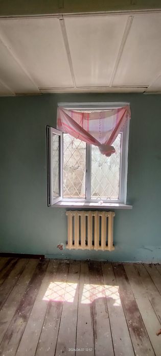 Продам окна с решетками срочно