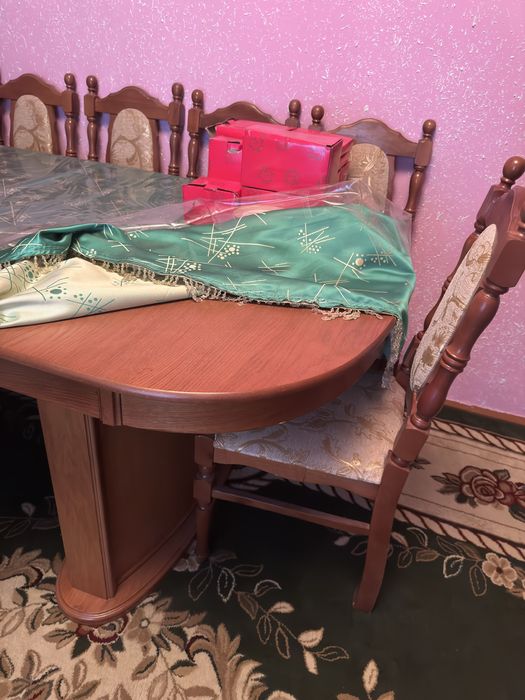 Mehmonxona uchun stol va stul. / Гостиный стол + 12 стульев