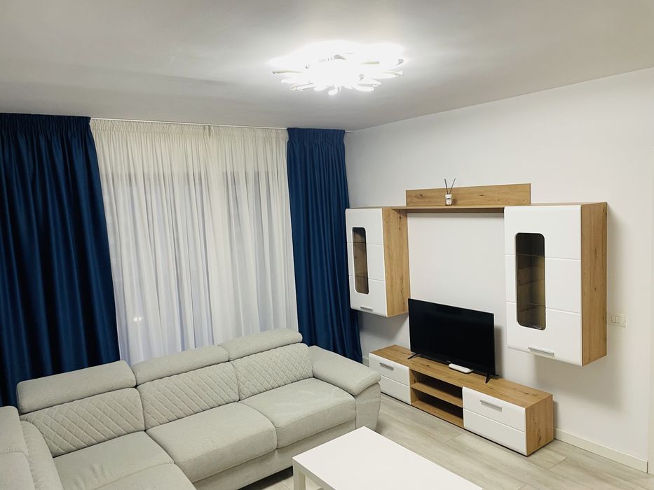 Apartament cu 2 camere de închiriat sector 6