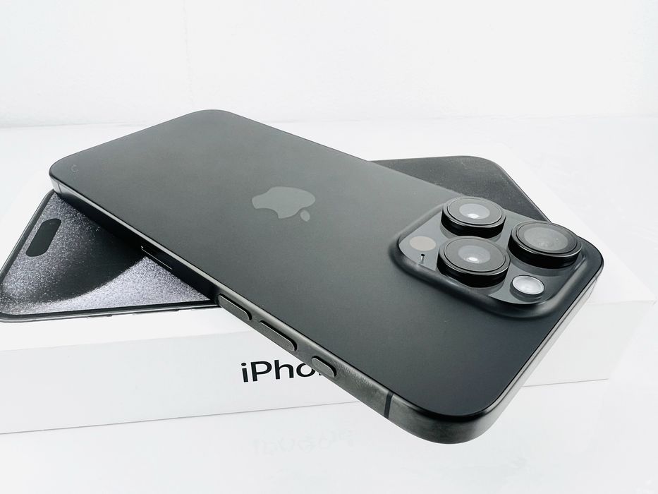 Apple iPhone 15 Pro Max 256GB Black Перфектен! Гаранция!