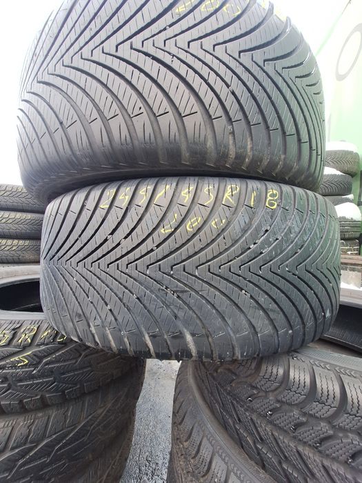 2 anvelope  allseasons 245/45r18 Kumho dot 2022 Montaj Gratuit
