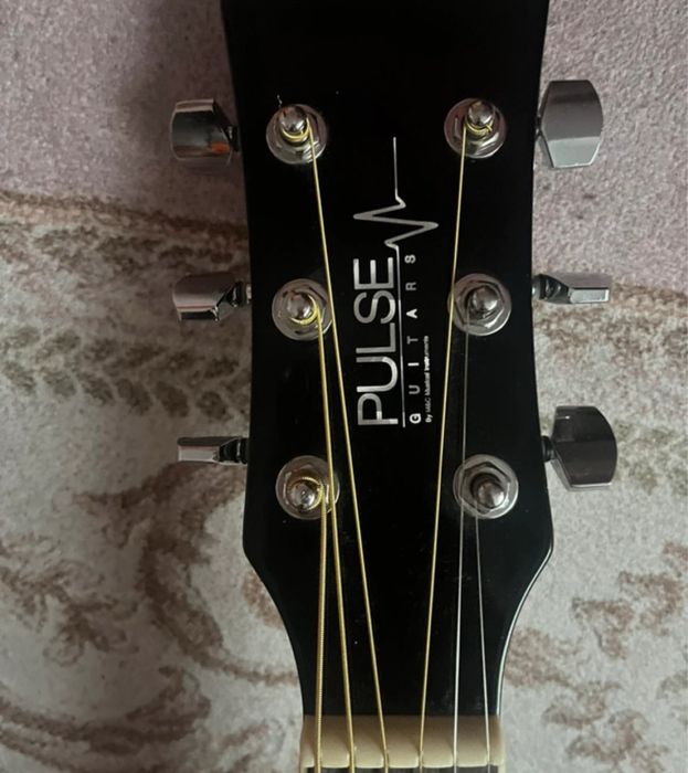 Chitara acustica Pulse