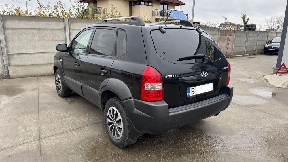 Hyundai Tucson masina intretinuta corect,stare tehnica buna, estetica conform varstei