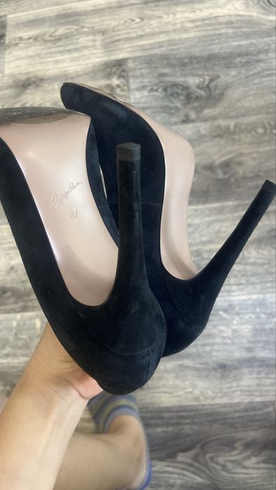 Замшевые туфли супер красивые