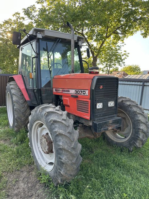 Tractor Massey Ferguson 3070, 4x4, 90CP