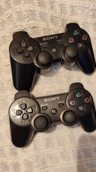 Продам игровую приставку PS3