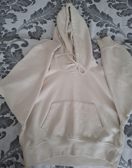 Отдам даром  вещи для девочки