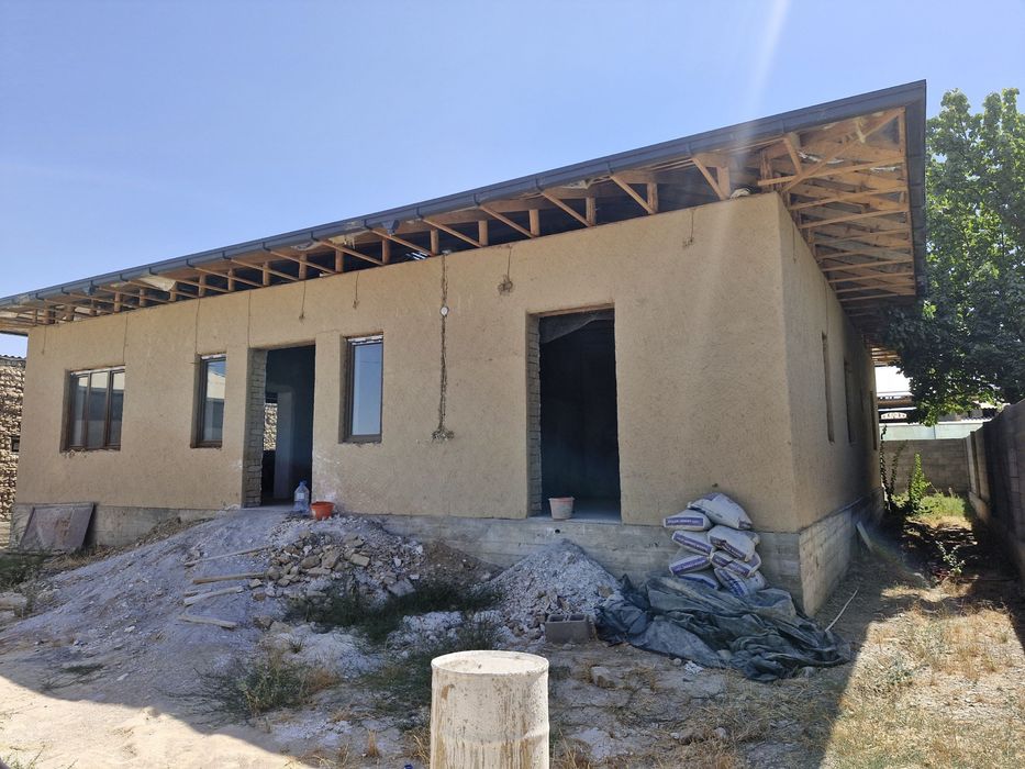 Зомин тумани, Навбахор мфй, 12-уй сотилади