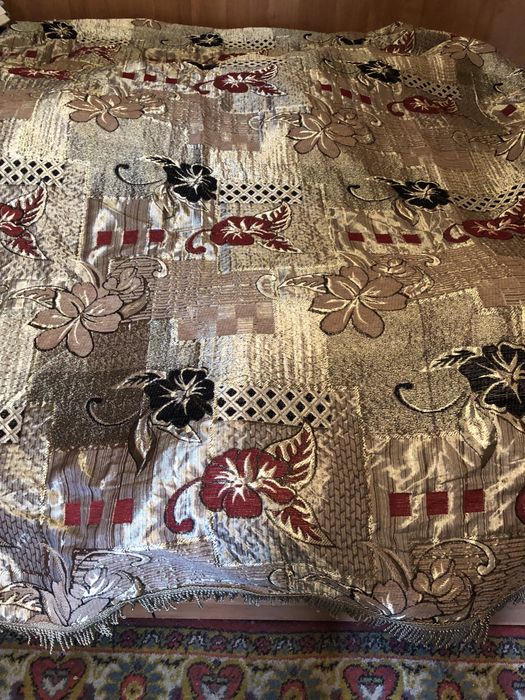 Продаю скатерть, покрывало