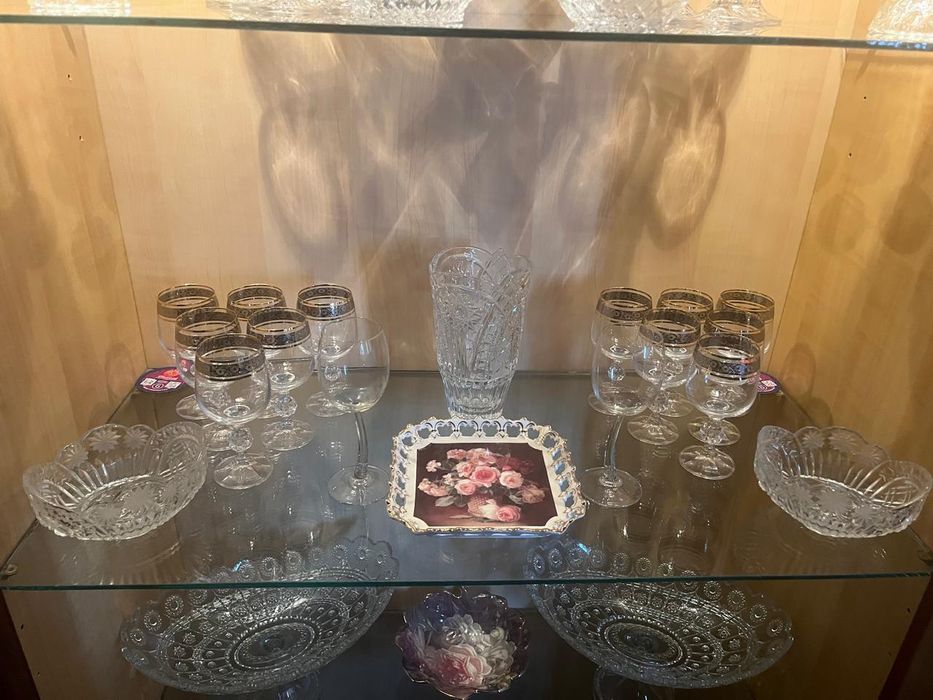 Продам хрустали. В отличном состоянии.