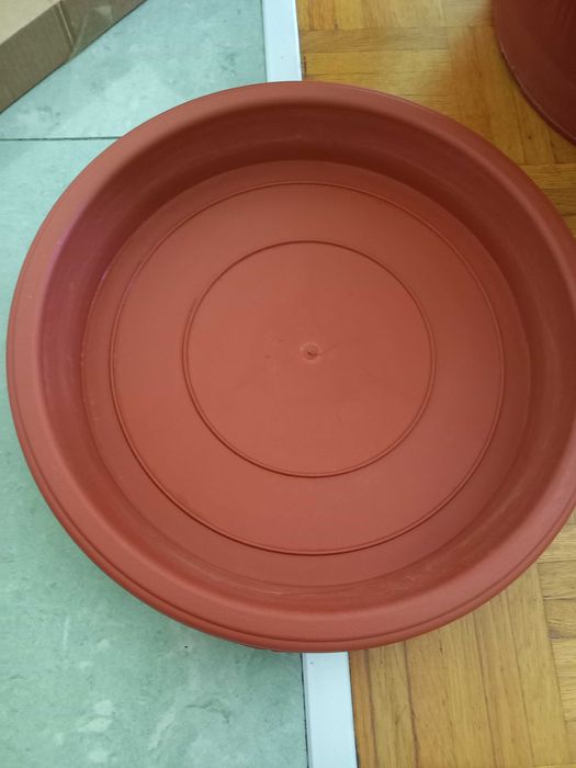 Пластмасова саксияя Ф45 - 2бр.