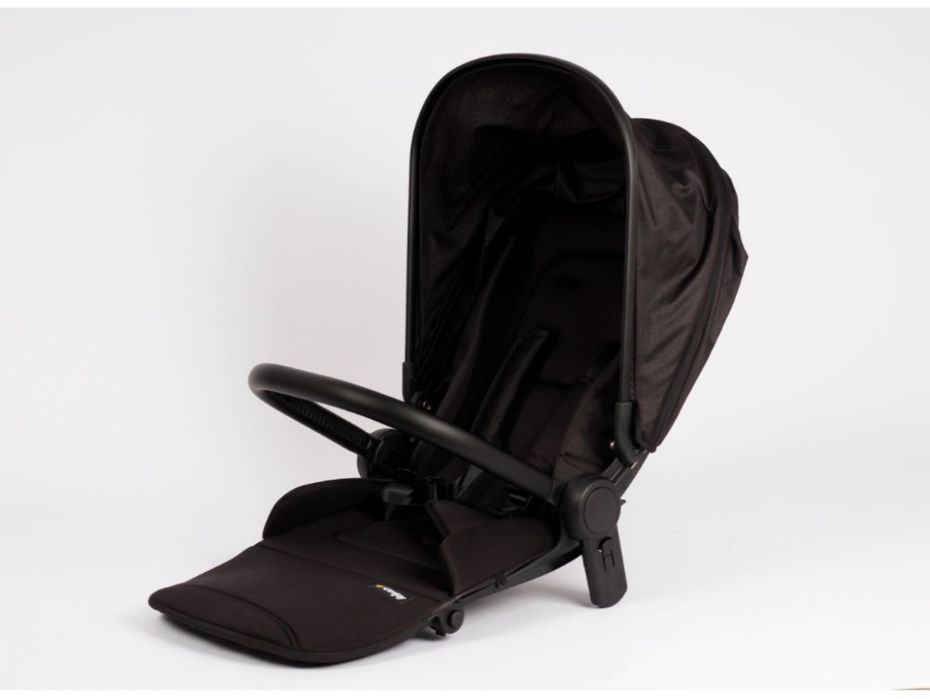 Срочно продам Коляска прогулочная Uenjoy Atmos