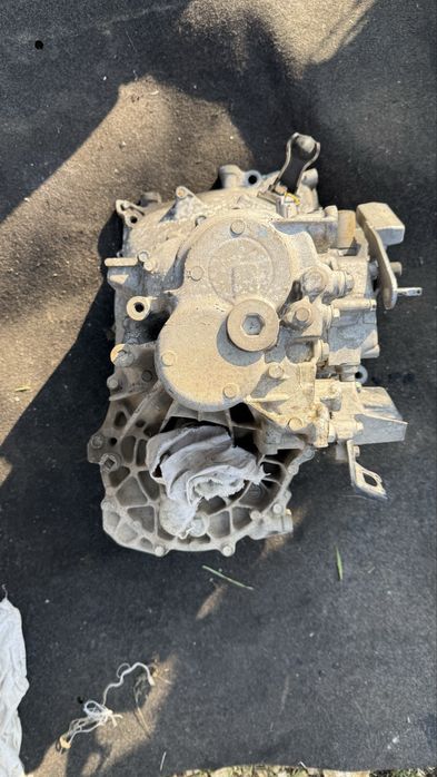 Ръчна Скоростна Кутия / Honda Civic 8 / 1.4 i / 83к.с./ 6 Степенна /