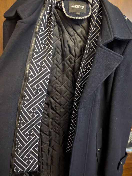 продам мужской сюртучок шерсть