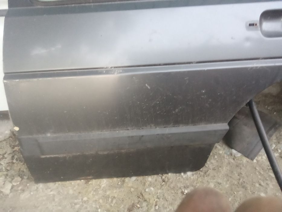 Двери задние джетта