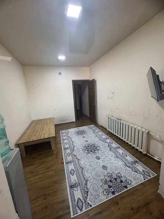 Срочно: Продаётся 2 комнат квартира переделен 3х комнат
