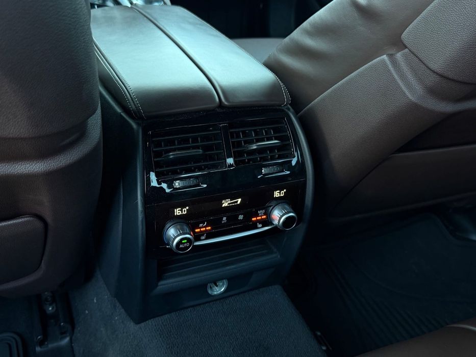 BMW Seria 5 3.0d xDrive / 265 cp / M-Pachet / Vanzare privata in numele clientului