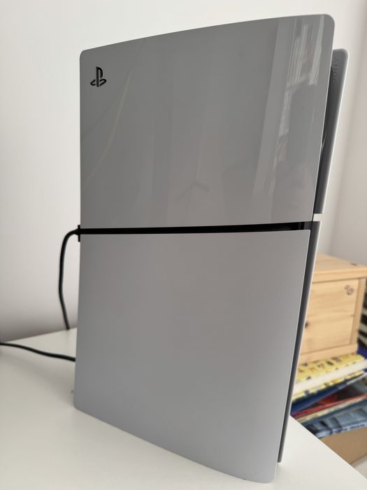 Playstation 5 Slim disk edition pachet complet + 1 controller