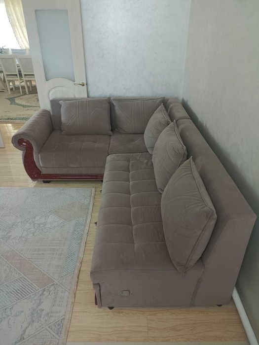 Продам угловой диван