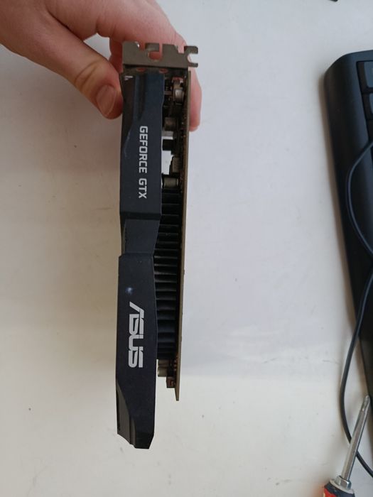 Видеокарта asus gtx 1050 2gb